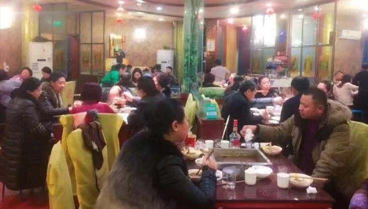 点击新窗口打开大图