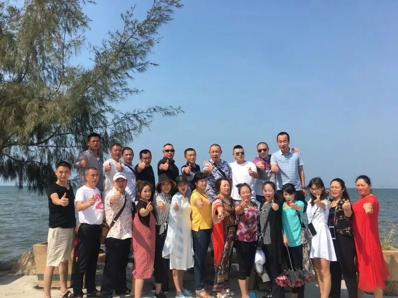 点击新窗口打开大图